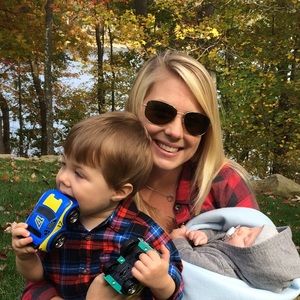 Meet your Posher, Lauren